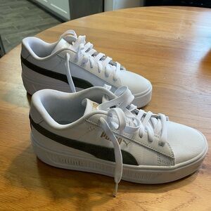 Puma Smash Platform Sneaker